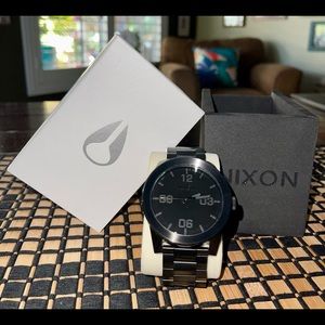 Nixon “The Corporal”.